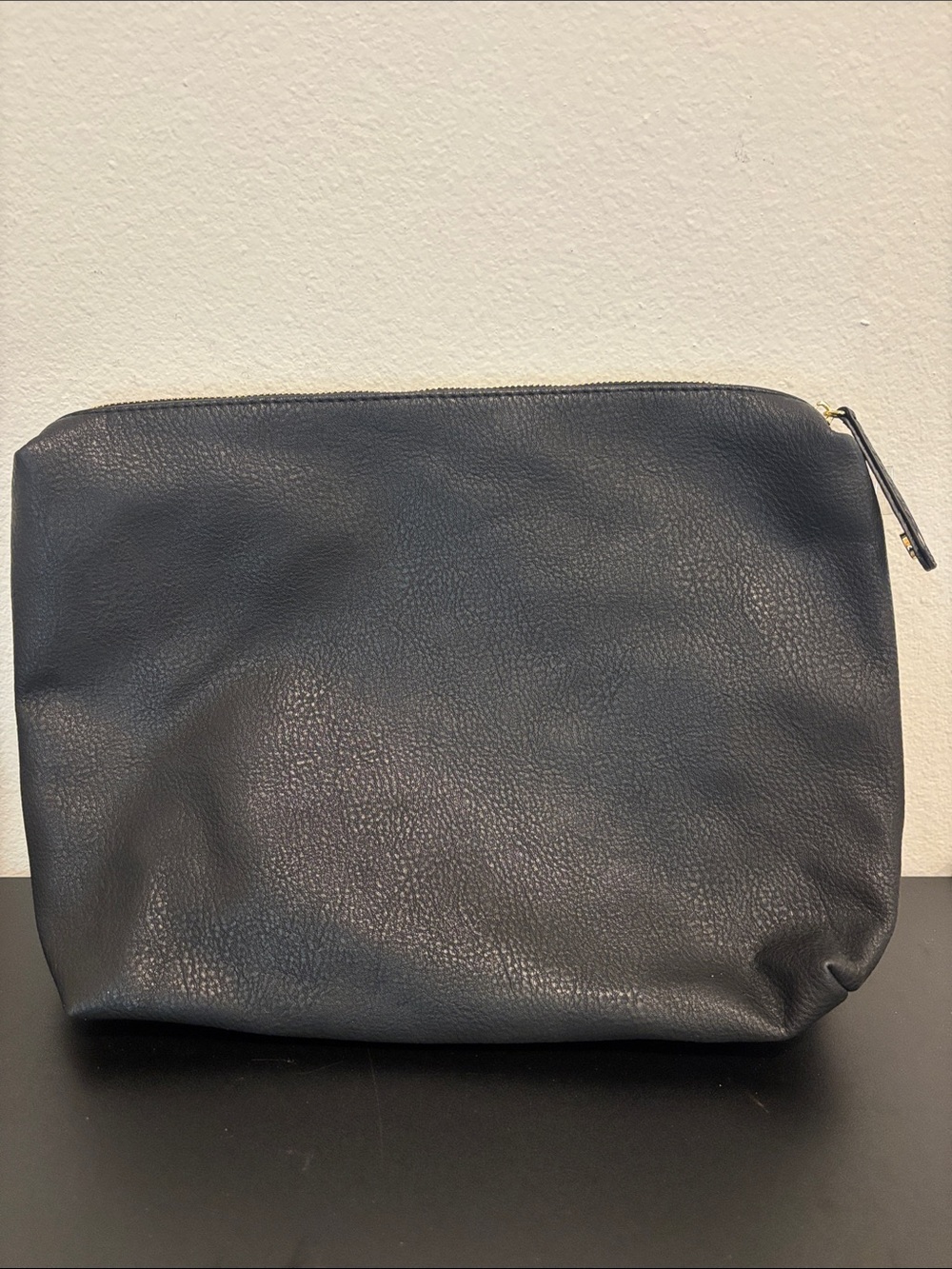 Steve Madden Black Pebbled Faux Leather Large 10x14 Cosmetic Pouch Sleeve